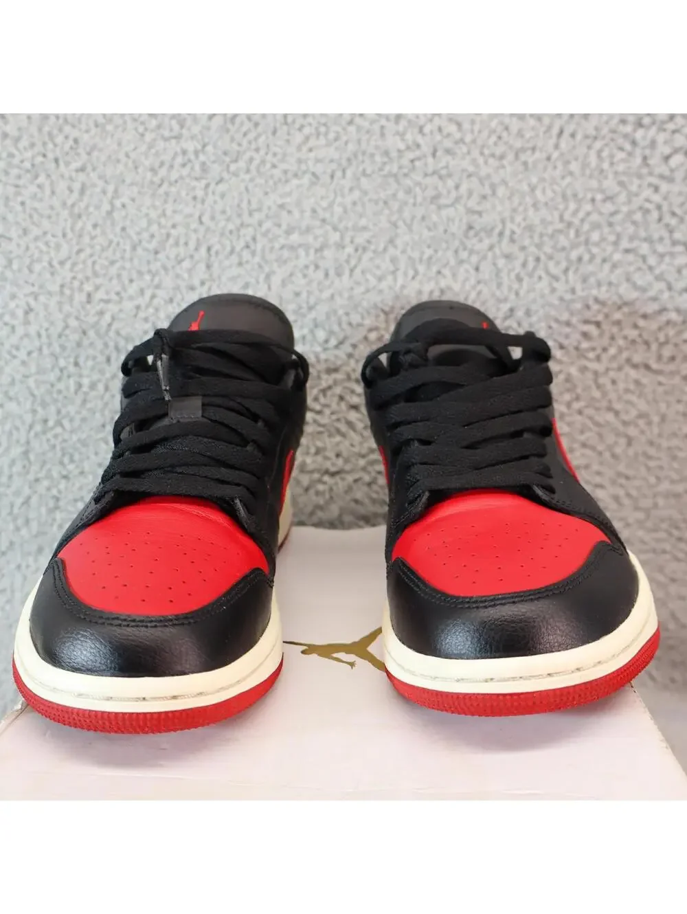 Air Jordan 1 Low Bred Sail sz Women 9.5 / 8 Mens DC0774-061